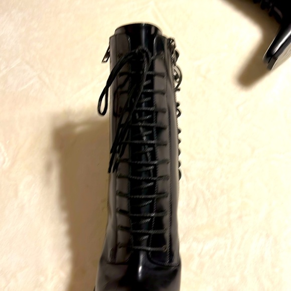 Haider Ackerman. Elegant Black Lace-Up Leather Stiletto Boots. 38.5/7.5 Italy - Picture 8 of 8